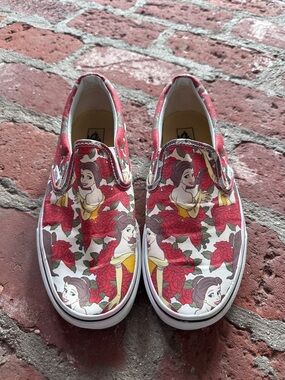 Vans Women's 9.5 Slip-On Sneakers in Red, Yellow and White Floral Belle Print
